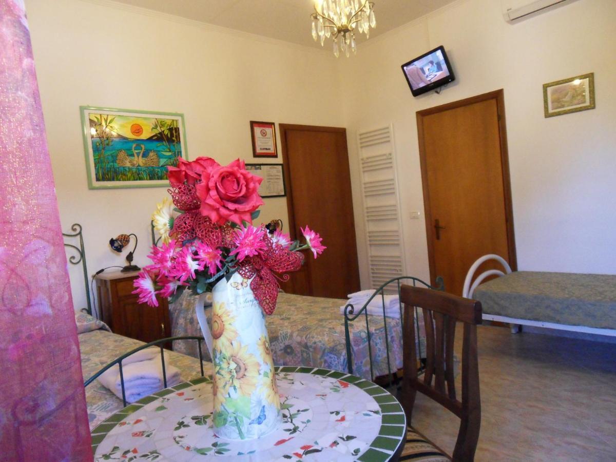 Di Mare E Di Sale Bed & Breakfast Anzio Dış mekan fotoğraf